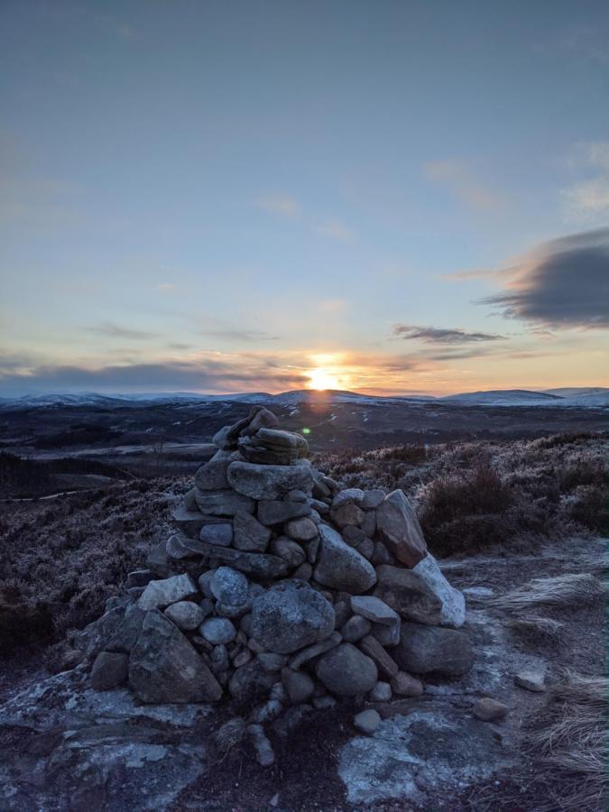Glentruim Homestay B&B And Glamping Pods Ньютонмор Экстерьер фото